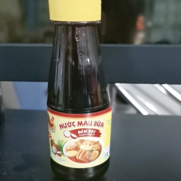 Nước màu dừa đậm đặc Vĩnh Thuận Chai 100ml